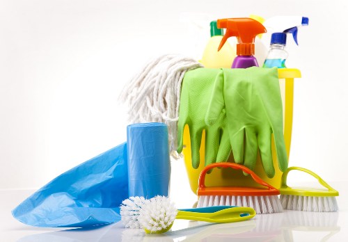 Professional sofa cleaning service for a Clapham living room sofa